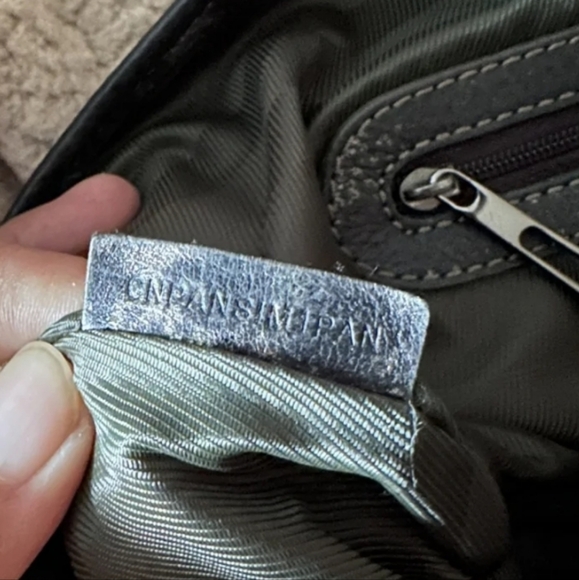 Burberry handbag authentic ❤️ - Picture 4 of 11